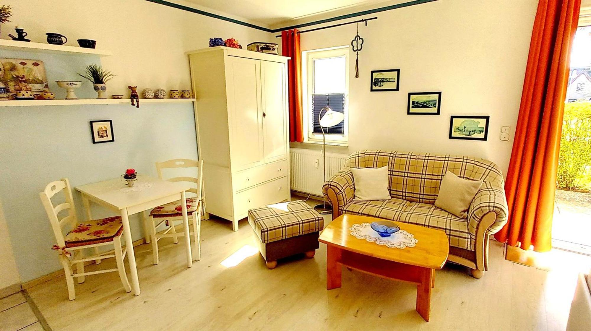 Studio 5 Im Eg Haus Stranddistel, Wunderschones Studio Fur 2 Personen In Zingst Exterior photo